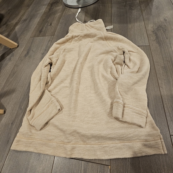 J. Crew Long Beige Sweater Tunic w/ pockets - Picture 2 of 3